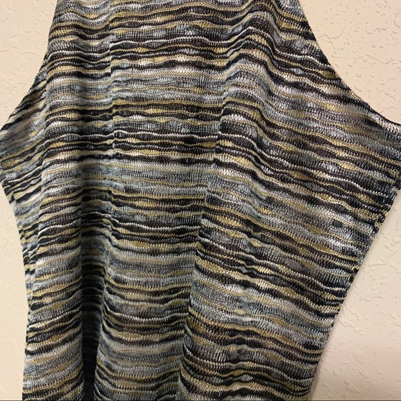 *MUST GO MAKE OFFER* Bar III Jacquard Dusty Olive halter top medium - Picture 3 of 5